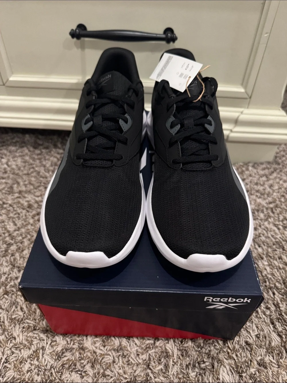 NWT- Reebok Men's Energen Lux Running shoes